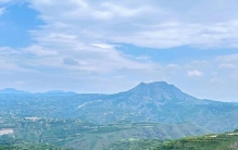 世界最大帝王陵墓修建107年，开凿1200米大山，面积相当于秦始皇陵三倍