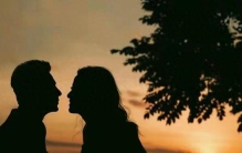 结婚10年不晒正脸？林心如晒“黑影图”，揭开娱乐圈最狠秀恩爱！