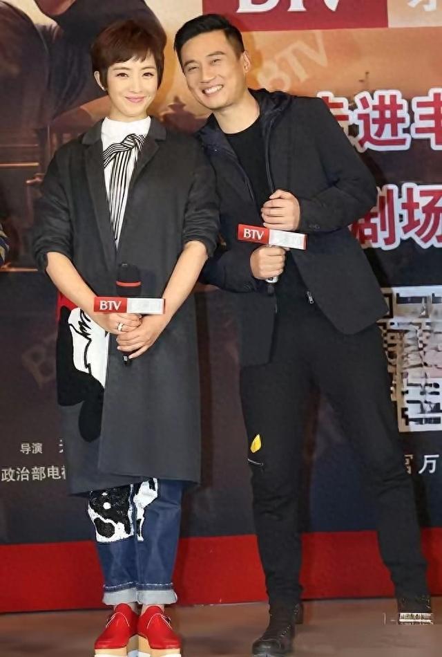 娱乐圈最聪明的夫妻!不炒作不捞快钱,拍戏带老婆闷声发财