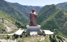 世界上最高的关公圣像：站在 80 米巨像脚下，我才懂什么叫震撼！