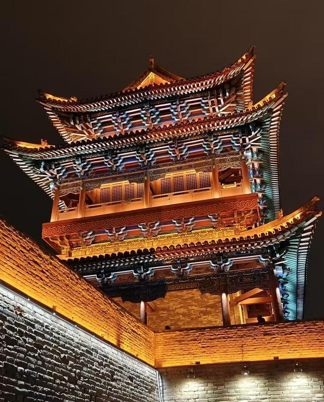 袁家村操盘太原老军营:破局还是换皮美食城?