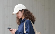 实测指南：女士单肩电脑包怎么选？通勤休闲兼顾的选购思路