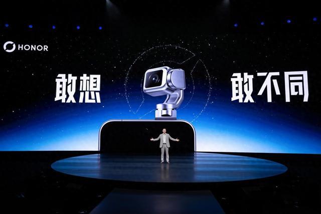通过荣耀RobotPhone,看到Magic9的伏笔