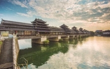 世界最长风雨桥，湖南这座246米木桥免费走