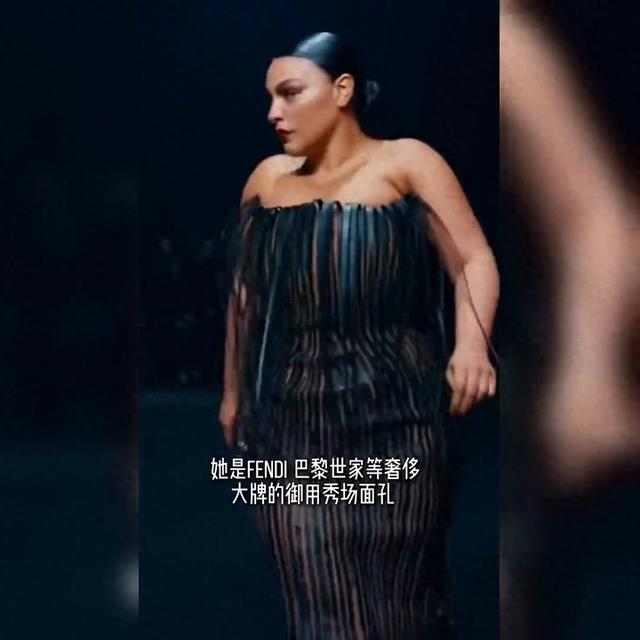 她重新定义美:全球身价最高的大码超模帕洛玛·艾尔塞瑟