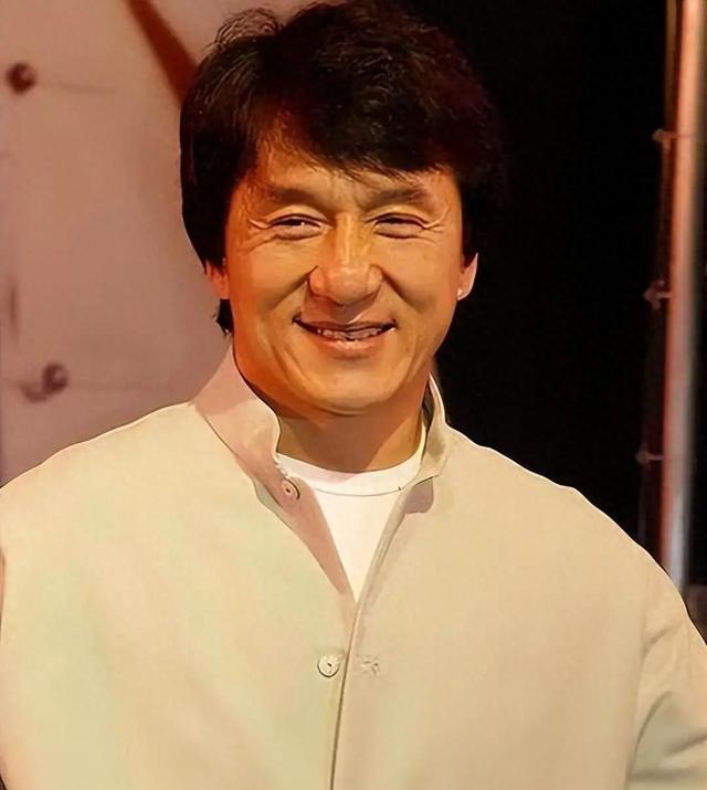全球名气最高是十位影视明星1.汤姆·汉克斯2.成龙