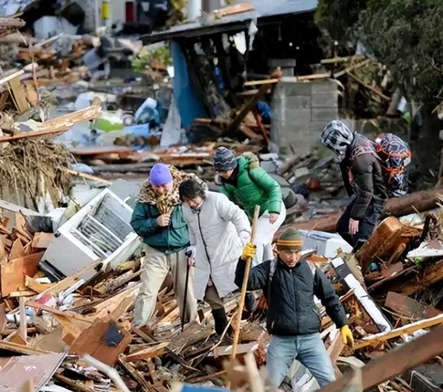 日本千叶县突降暴雨,3 小时下 187 毫米,18 市拉最高警戒?