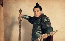 凌烟阁上第一猛将：秦琼，为何从门神到战神，他的人生如此传奇？