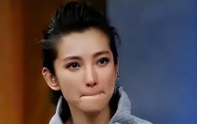 钱再多又怎么样，53岁李冰冰活成别人羡慕的样子，可她自己呢
