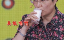 晚上喝牛奶等于服毒？马上停止这样喝奶，对心血管和胃都不好