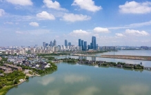 球场 “友谊第十四”，看似互不服气的江苏13市，产业却全国最整齐