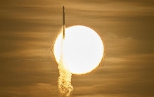NASA罗曼空间望远镜成功发射，将绘制宇宙地图探索暗物质