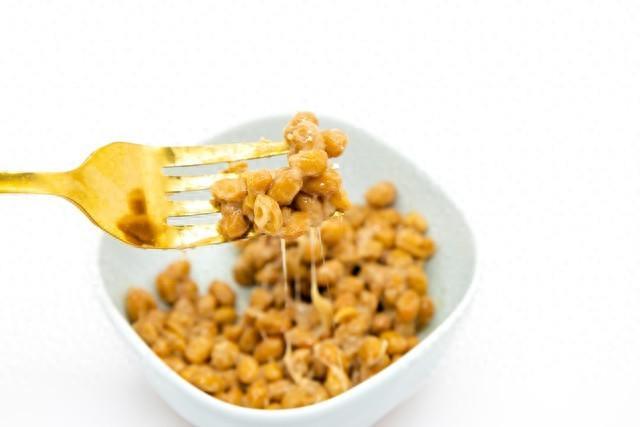 世界上最臭的5种食物,中国人爱的排第一,外国人闻一口直接跑了