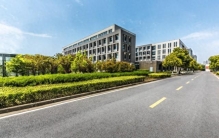 扎根时代沃土，让青春在科技强国征途中闪闪发光