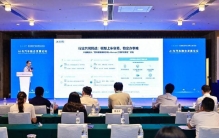 聚合智能隐忧：大模型热度之下，新一代操作系统仍存短板