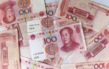 金钱是人类发明最伟大的自由工具，金钱会向穷人开放，而权力不会