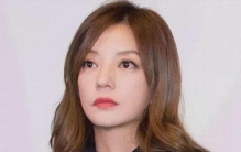 比没钱更糟糕！封杀5年赵薇近况曝光，经济状况被扒，她再难翻身