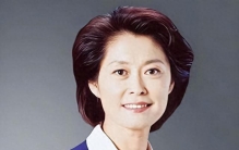 敬一丹走后，63岁李连杰憔悴模样刷屏