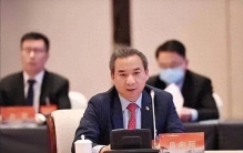 低调蛰伏30年，身家远超王传福，他才是比亚迪背后的隐形大佬？