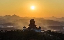 人类最荒诞的宿命：代代读史，代代反思，却又代代重蹈覆辙