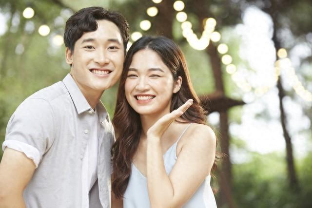 叫“老婆”已经过时了,现在流行的,是以下这5种称呼方式