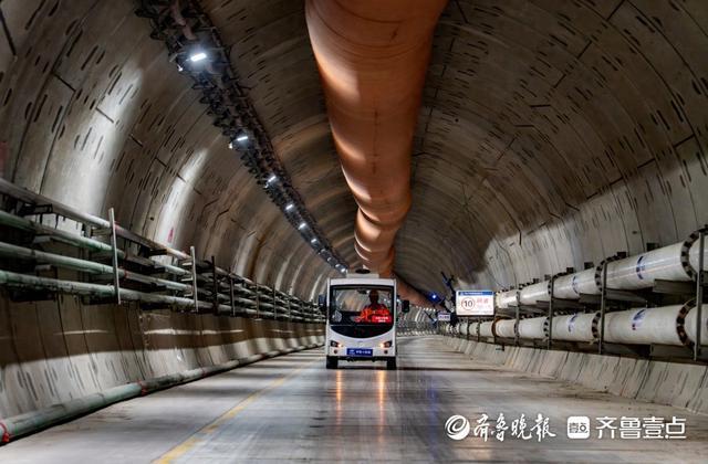 世界最长海底公路——青岛胶州湾第二隧道盾构掘进全部完成
