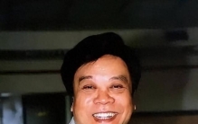 饶颖：赵忠祥曾和我发生关系多年，他有特殊癖好 导致我身心受伤害