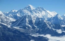 地球上最高的墓地：珠穆朗玛峰上，那些著名的尸体坐标