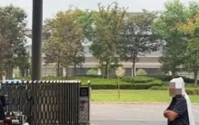 “商业鬼才！”江苏，一男子敏锐发现，殡仪馆早上出殡的人很多