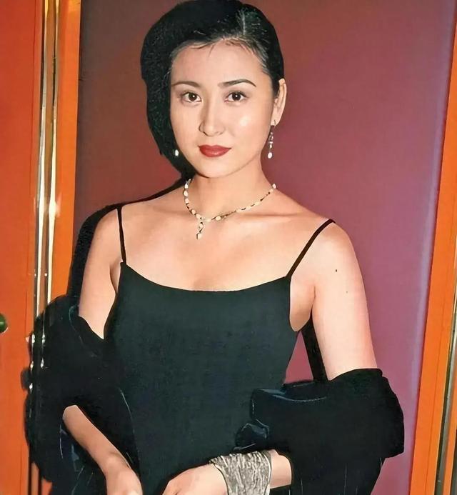 靠“三级片”出名,却因得罪导演被打断肋骨,如今59岁的她还好吗