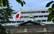 日本跌出前五，印度英国超车，海外神话破灭，拿什么跟中国对抗