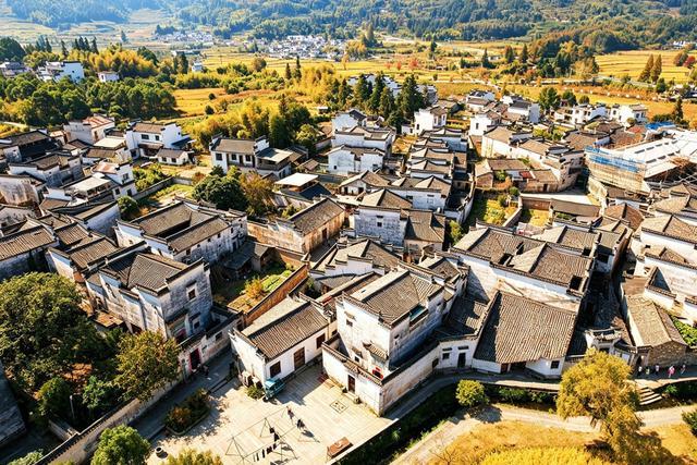 皖南关麓古村，隐于山野的徽派秘境，感受罕见连体古民居建筑奇观