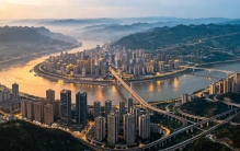 世界市域人口最大城市在中国，面积人口太大，常被当成省份