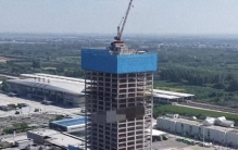 土木人破防！胖东来工地像艺术品，更善待底层工人