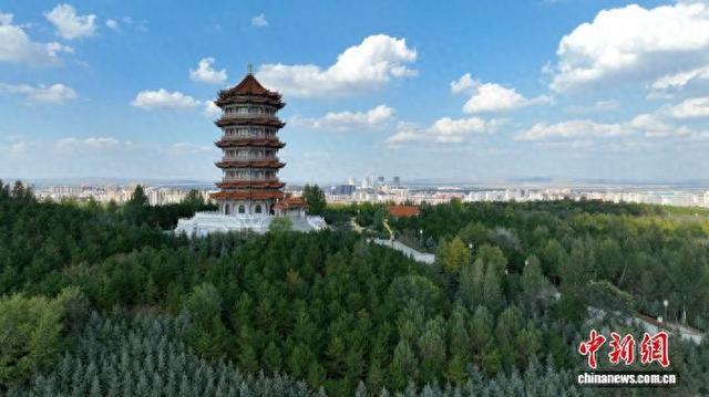 内蒙古集宁生态蝶变记：玄武岩上“绣”出满城绿