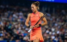 WTA最新世界排名：郑钦文上升1位至第22位，王曦雨向上攀升10位列第81位